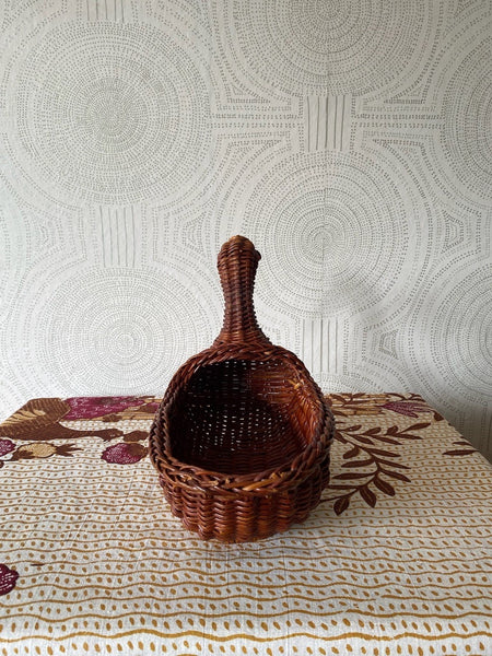 Wicker Duck-Shaped Egg Basket